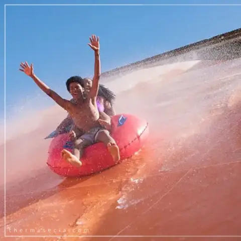 thermas-e-cia-imagem-galeria-half-pipe-atracao-radical-no-thermas-dos-laranjais-6897a422da0c1_2.webp