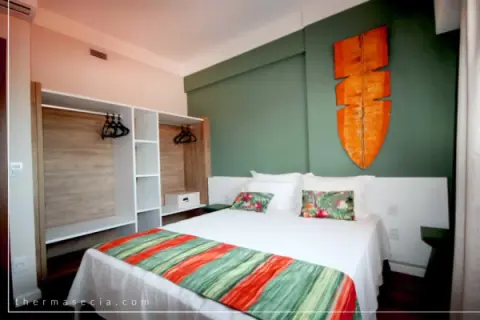 thermas-e-cia-imagem-galeria-hospedagem-hot-beach-suites-olimpia-6897b97623db3_0.webp
