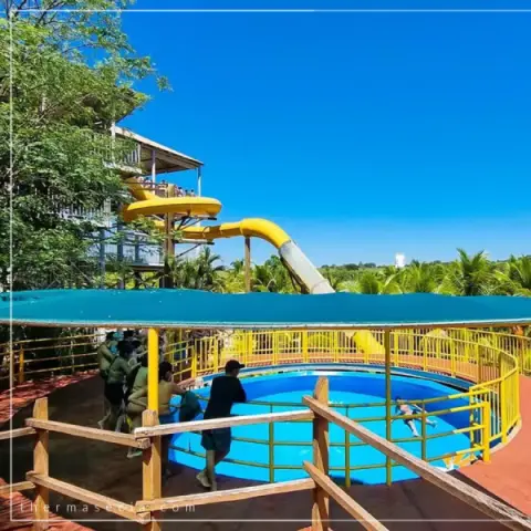 thermas-e-cia-imagem-galeria-xicara-maluca-atracao-radical-no-thermas-dos-laranjais-6897a8d915fd7_1.webp